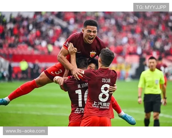 上海海港实现中超三连冠加布里埃尔制胜球锁定冠军