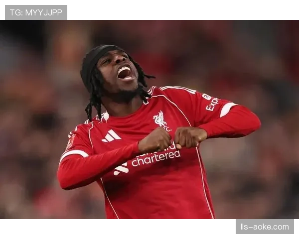 半场:斯图加特0-2勒沃库森,弗林蓬、博尼费斯连入两球 半场:斯图加特0-2勒沃库森,弗林蓬、博尼费斯连入两球